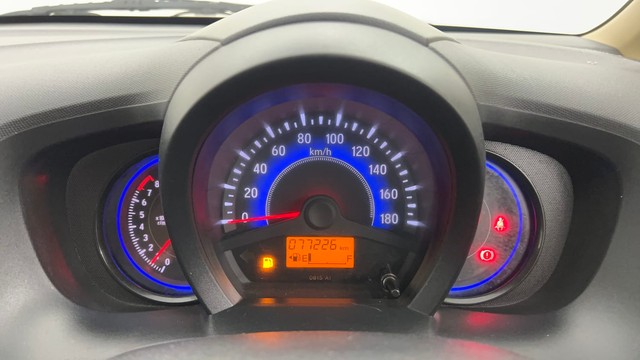 Second-hand 2015 Ford Figo Petrol ZXI for sale in Pune-13