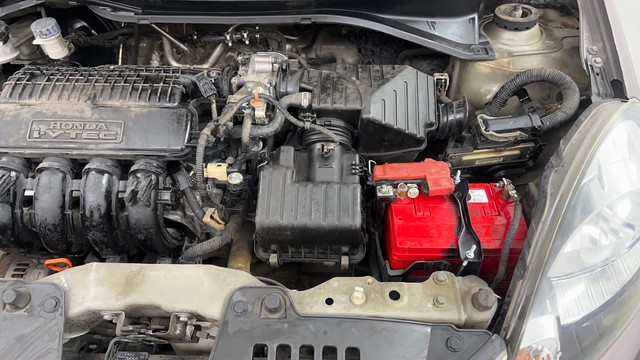 Second-hand 2015 Ford Figo Petrol ZXI for sale in Pune-37