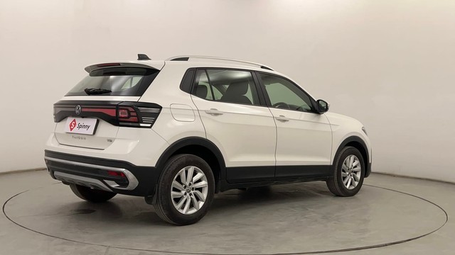 Second-hand 2022 Volkswagen Taigun 1.0 Highline AT for sale in Pune-3