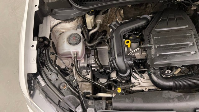 Second-hand 2022 Volkswagen Taigun 1.0 Highline AT for sale in Pune-39