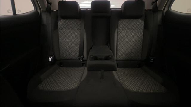 Second-hand 2022 Volkswagen Taigun 1.0 Highline AT for sale in Pune-26