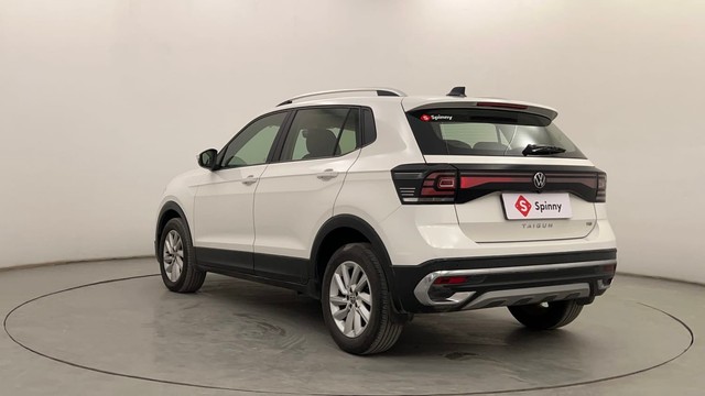 Second-hand 2022 Volkswagen Taigun 1.0 Highline AT for sale in Pune-5