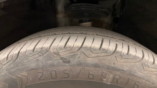 Second-hand 2022 Volkswagen Taigun 1.0 Highline AT for sale in Pune-34