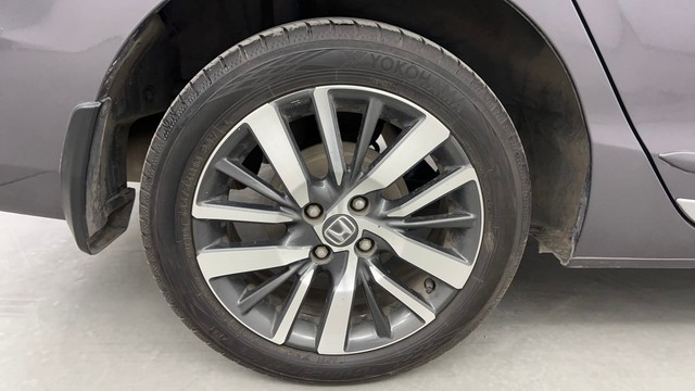 Second-hand 2021 Honda City ZX MT for sale in Pune-18