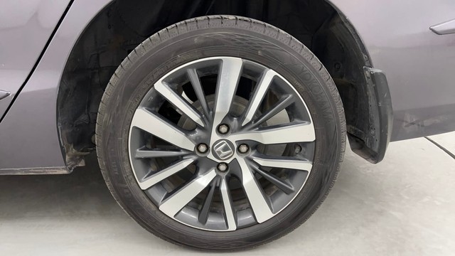 Second-hand 2021 Honda City ZX MT for sale in Pune-19