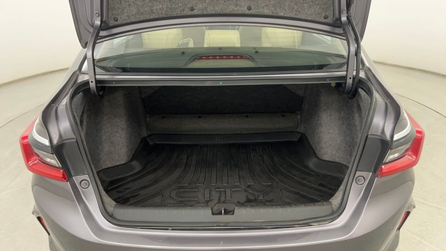 Second-hand 2021 Honda City ZX MT for sale in Pune-9