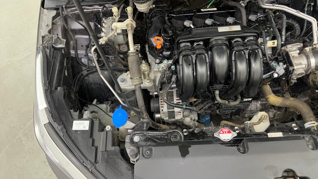 Second-hand 2021 Honda City ZX MT for sale in Pune-38