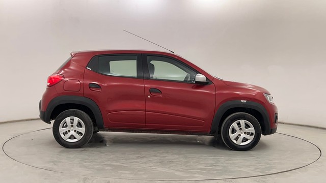 Second-hand 2016 Renault KWID 1.0 RXT AMT for sale in Pune-2