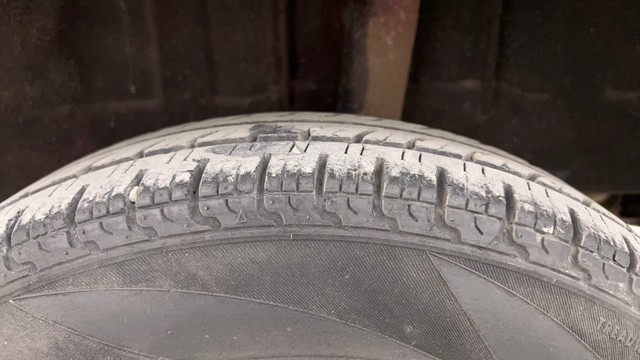 Second-hand 2016 Renault KWID 1.0 RXT AMT for sale in Pune-37