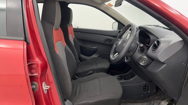 Second-hand 2016 Renault KWID 1.0 RXT AMT for sale in Pune-15