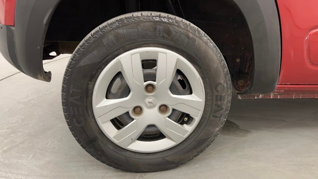 Second-hand 2016 Renault KWID 1.0 RXT AMT for sale in Pune-18