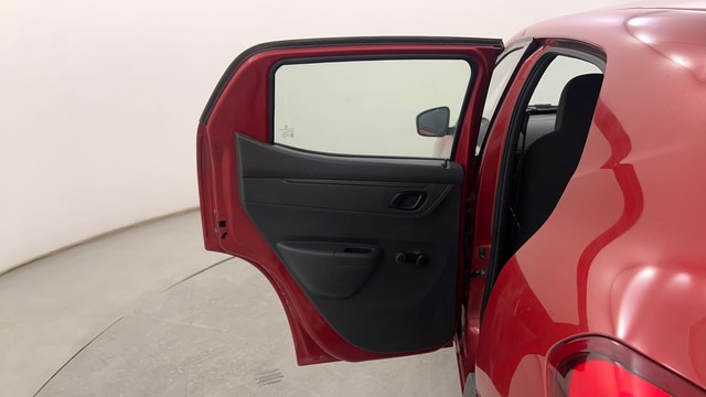 Second-hand 2016 Renault KWID 1.0 RXT AMT for sale in Pune-35