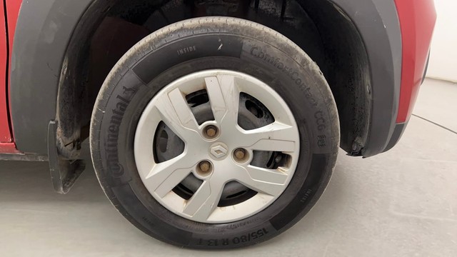 Second-hand 2016 Renault KWID 1.0 RXT AMT for sale in Pune-17