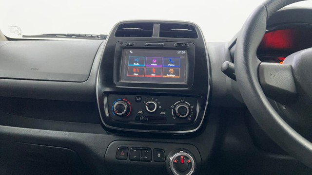 Second-hand 2016 Renault KWID 1.0 RXT AMT for sale in Pune-23