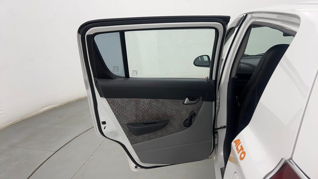 Second-hand 2018 Maruti Suzuki Alto 800 LXi for sale in Pune-37