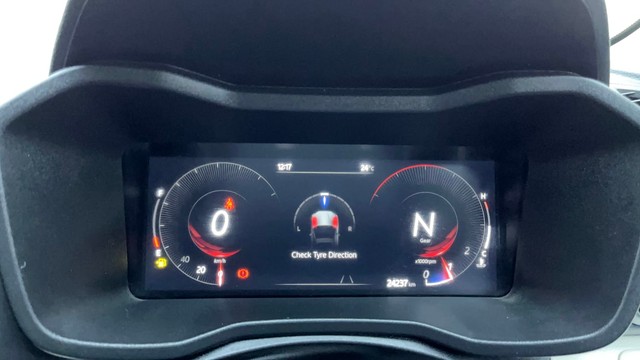 Second-hand 2025 Mahindra XUV 3XO AX5 Diesel for sale in Hyderabad-13