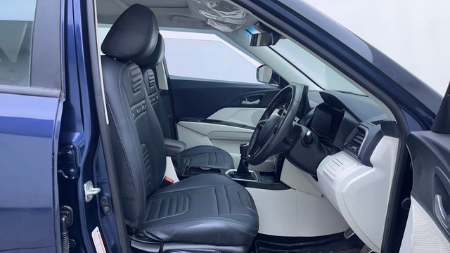 Second-hand 2025 Mahindra XUV 3XO AX5 Diesel for sale in Hyderabad-15