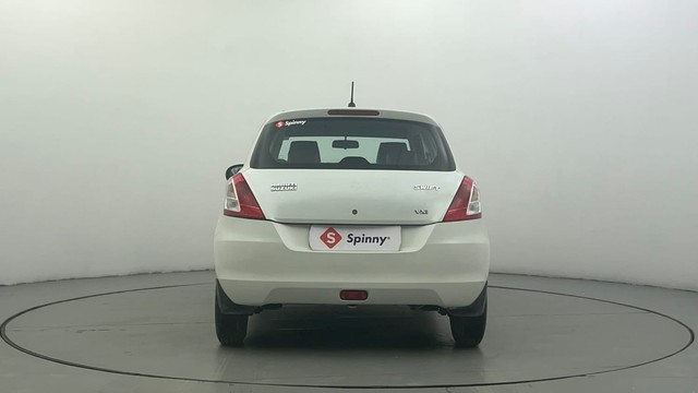 Second-hand 2012 Maruti Suzuki Swift VXI for sale in Ahmedabad-4