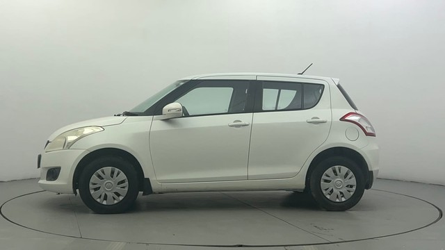 Second-hand 2012 Maruti Suzuki Swift VXI for sale in Ahmedabad-6