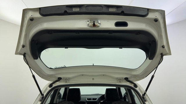 Second-hand 2012 Maruti Suzuki Swift VXI for sale in Ahmedabad-27