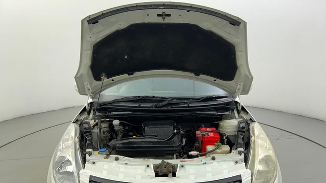 Second-hand 2012 Maruti Suzuki Swift VXI for sale in Ahmedabad-8