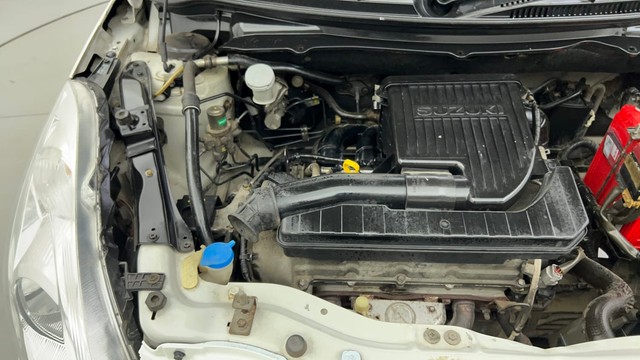 Second-hand 2012 Maruti Suzuki Swift VXI for sale in Ahmedabad-33