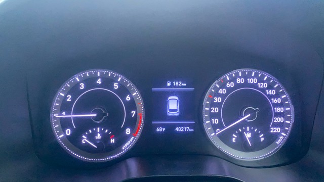 Second-hand 2019 Hyundai Venue SX Opt Turbo BSIV for sale in Bangalore-11