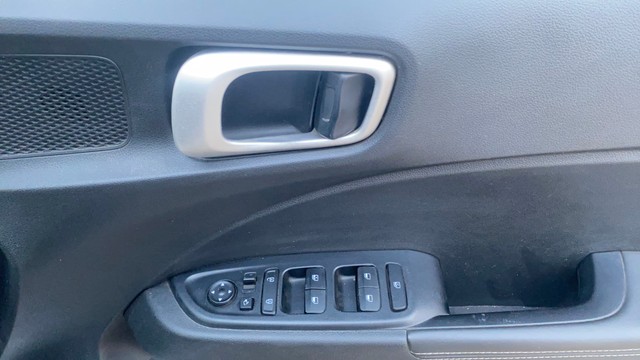 Second-hand 2019 Hyundai Venue SX Opt Turbo BSIV for sale in Bangalore-17