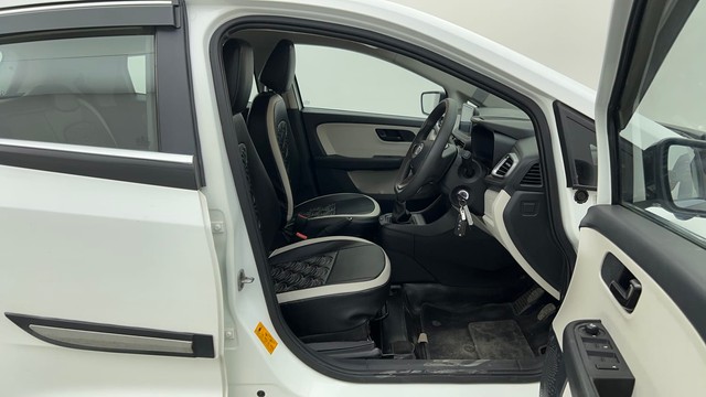 Second-hand 2022 Tata Altroz XM Plus for sale in Ahmedabad-15