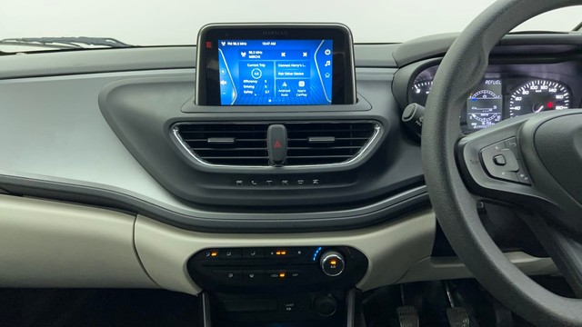 Second-hand 2022 Tata Altroz XM Plus for sale in Ahmedabad-25