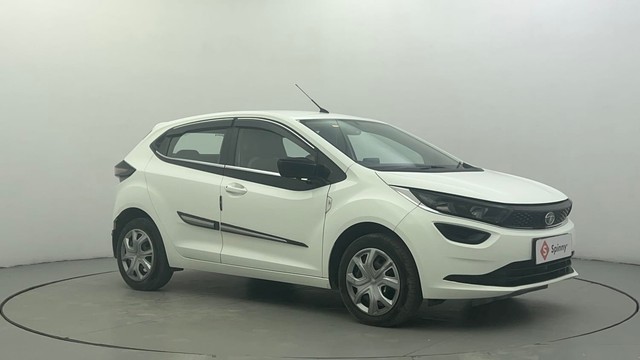 Second-hand 2022 Tata Altroz XM Plus for sale in Ahmedabad-1