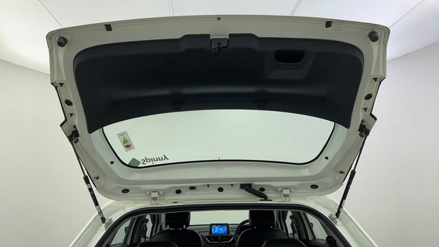 Second-hand 2022 Tata Altroz XM Plus for sale in Ahmedabad-38