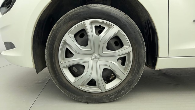 Second-hand 2022 Tata Altroz XM Plus for sale in Ahmedabad-20