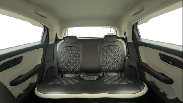 Second-hand 2022 Tata Altroz XM Plus for sale in Ahmedabad-31