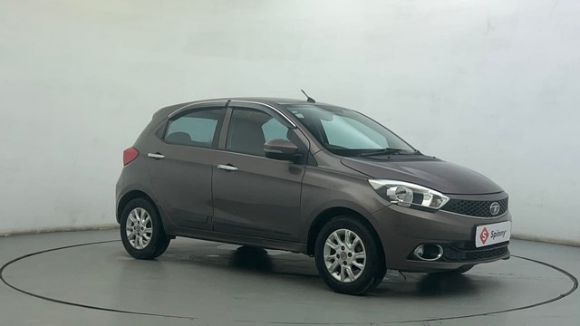 Second-hand 2017 Tata Tiago 1.05 Revotorq XZ for sale in Ahmedabad-1
