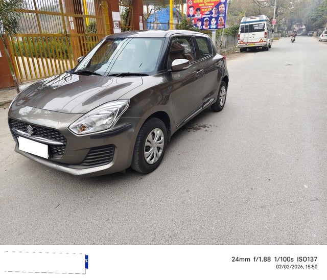 Second-hand 2022 Maruti Swift VXI BSVI for sale in New Delhi-5