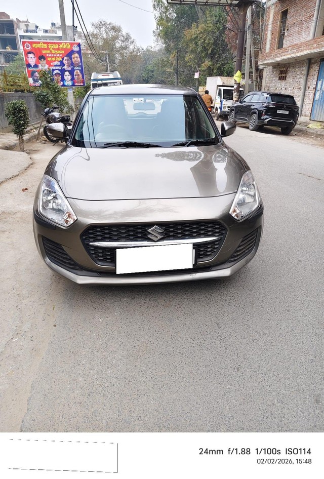 Second-hand 2022 Maruti Swift VXI BSVI for sale in New Delhi-6