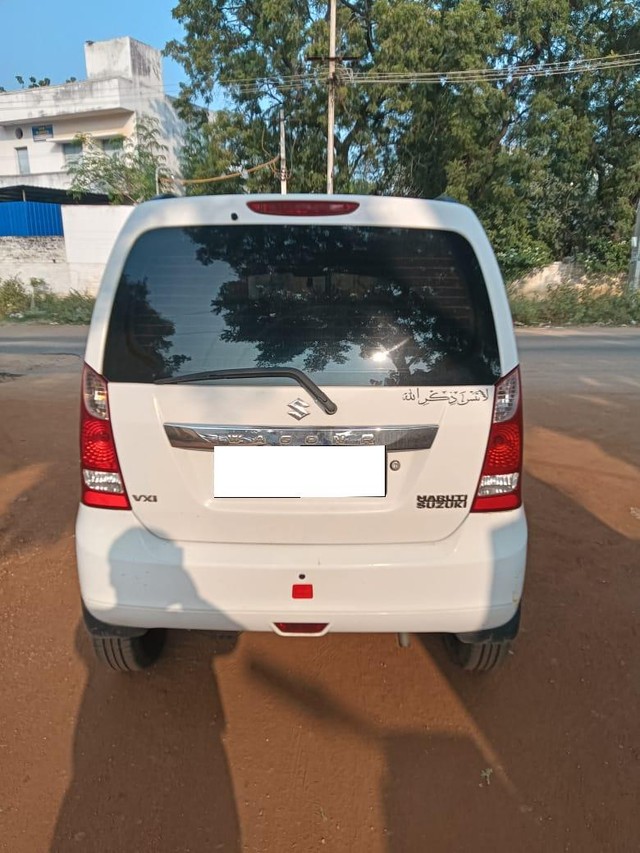 Second-hand 2015 Maruti Wagon R AMT VXI for sale in Madurai-2