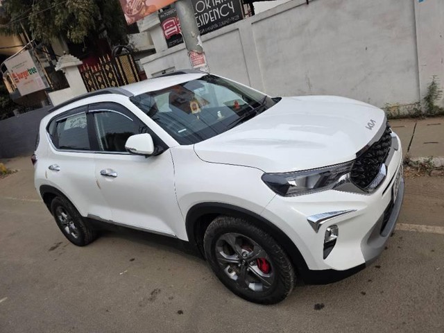 Second-hand 2023 Kia Sonet HTK Plus Diesel iMT BSVI for sale in Kamrup-5