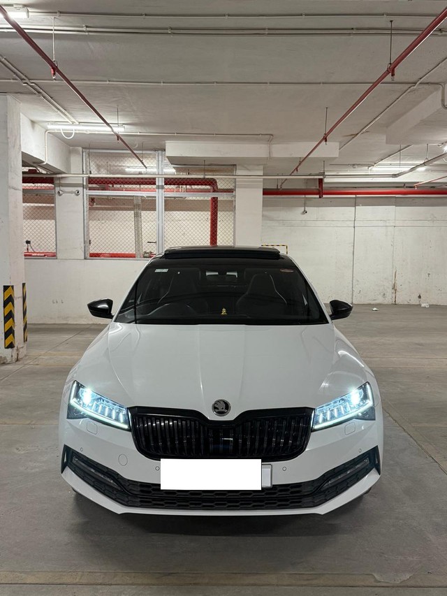 Second-hand 2021 Skoda Superb Sportline BSVI for sale in Bangalore-5