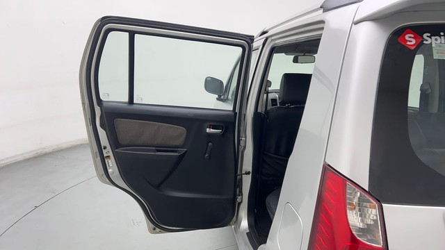 Second-hand 2013 Maruti Wagon R LXI BSVI for sale in Ghaziabad-27