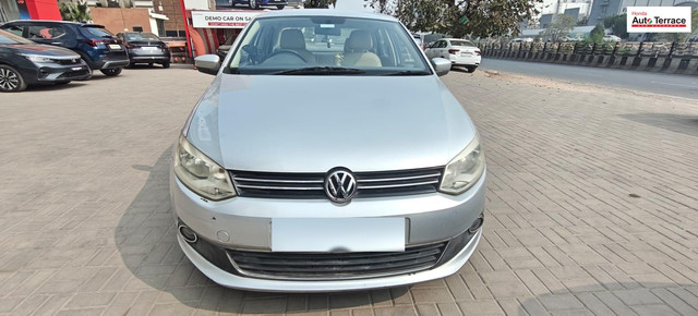 Volkswagen Vento Petrol Highline Second-hand 2011 Volkswagen Vento Petrol Highline for sale in Ahmedabad-0
