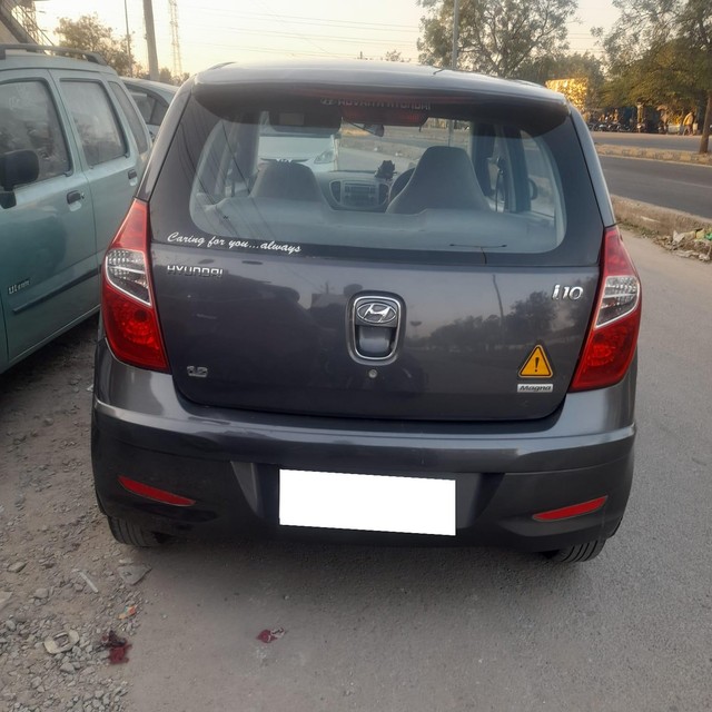 Second-hand 2011 Hyundai i10 Magna for sale in Mysore-1