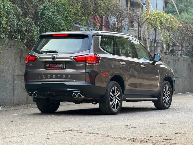 Second-hand 2023 MG Gloster Savvy 4x4 6Str for sale in New Delhi-14