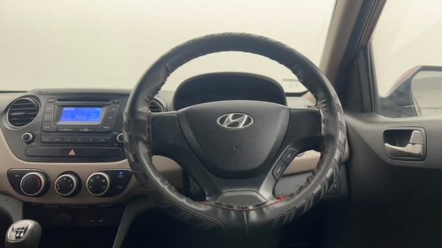 Second-hand 2014 Hyundai Grand i10 1.2 Kappa Sportz BSIV for sale in Kolkata-36