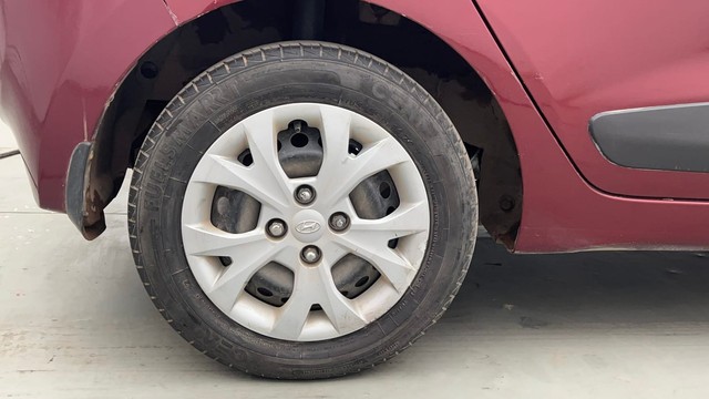 Second-hand 2014 Hyundai Grand i10 1.2 Kappa Sportz BSIV for sale in Kolkata-18