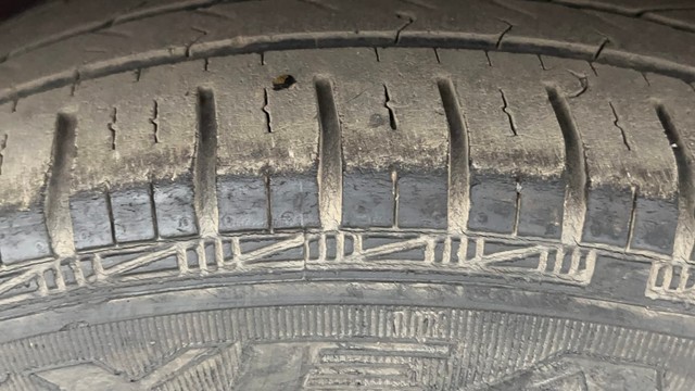 Second-hand 2014 Hyundai Grand i10 1.2 Kappa Sportz BSIV for sale in Kolkata-27