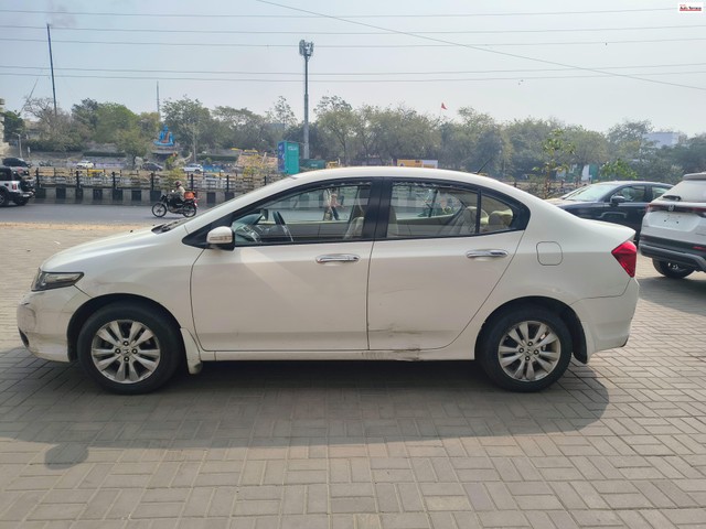 Honda City V AT Second-hand 2012 Honda City V AT for sale in Ahmedabad-2