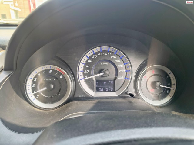 Honda City V AT Second-hand 2012 Honda City V AT for sale in Ahmedabad-4