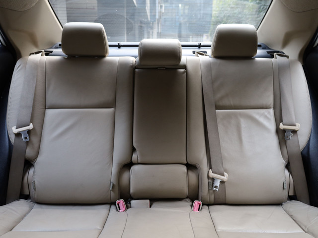 Second-hand 2016 Toyota Corolla Altis G MT for sale in Kolkata-12